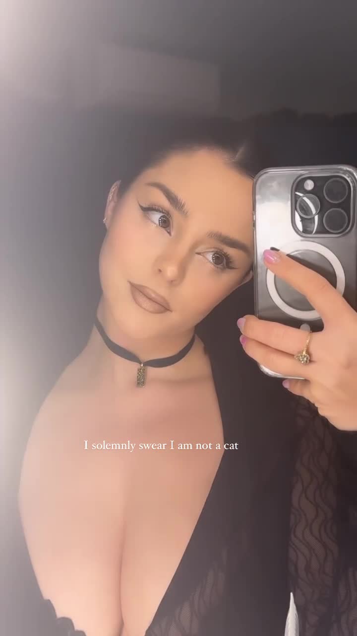 Video 880426 from Demi Rose Mawby