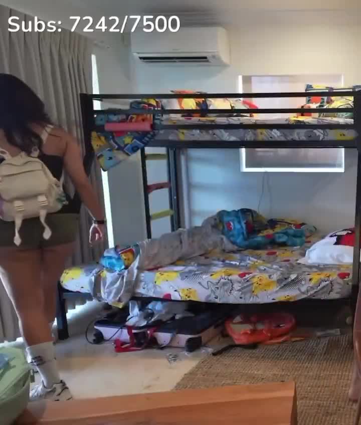 Video 881619 from Cinnabrit