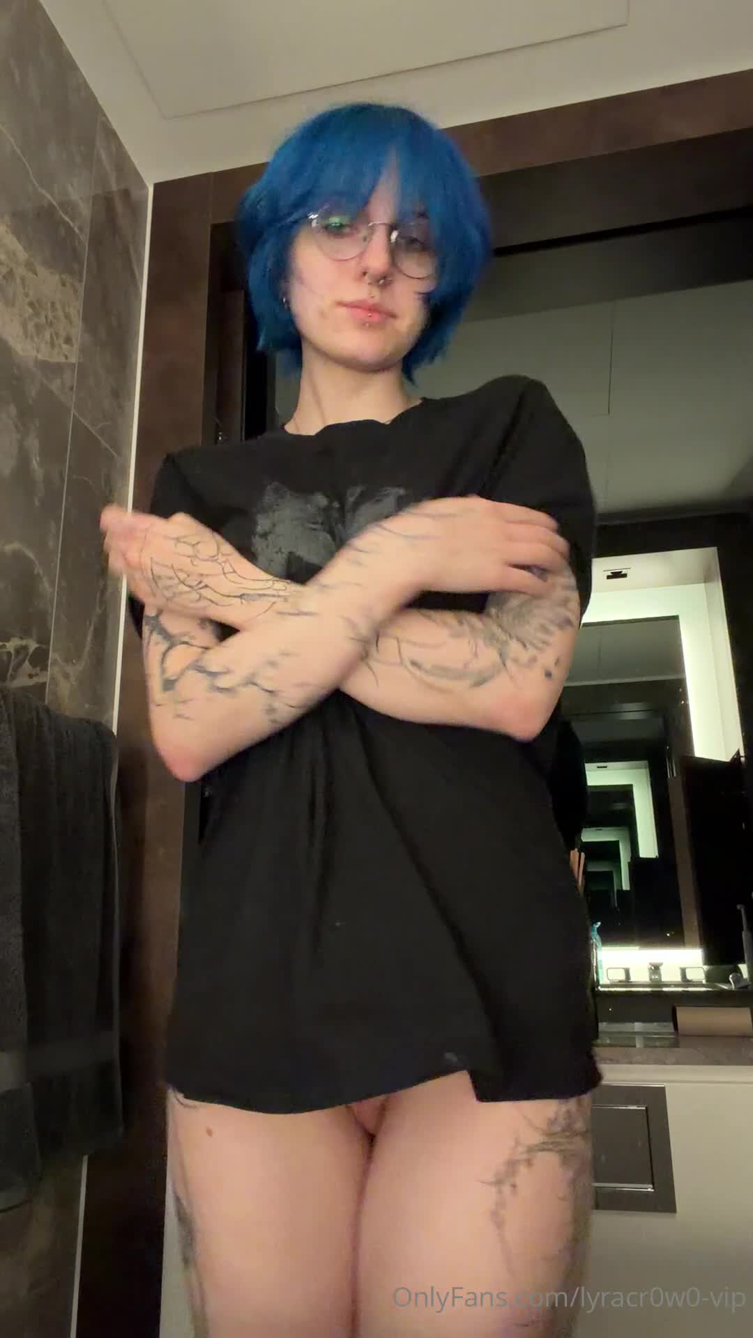 Video 881794 from Lyra Crow | lyracr0w0