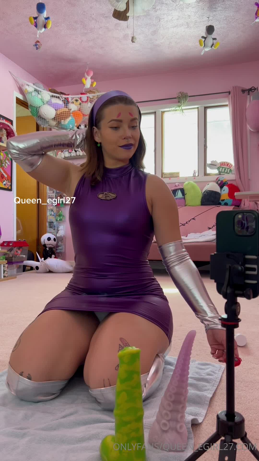 Video 881889 from Queen_D / queen_egirl27