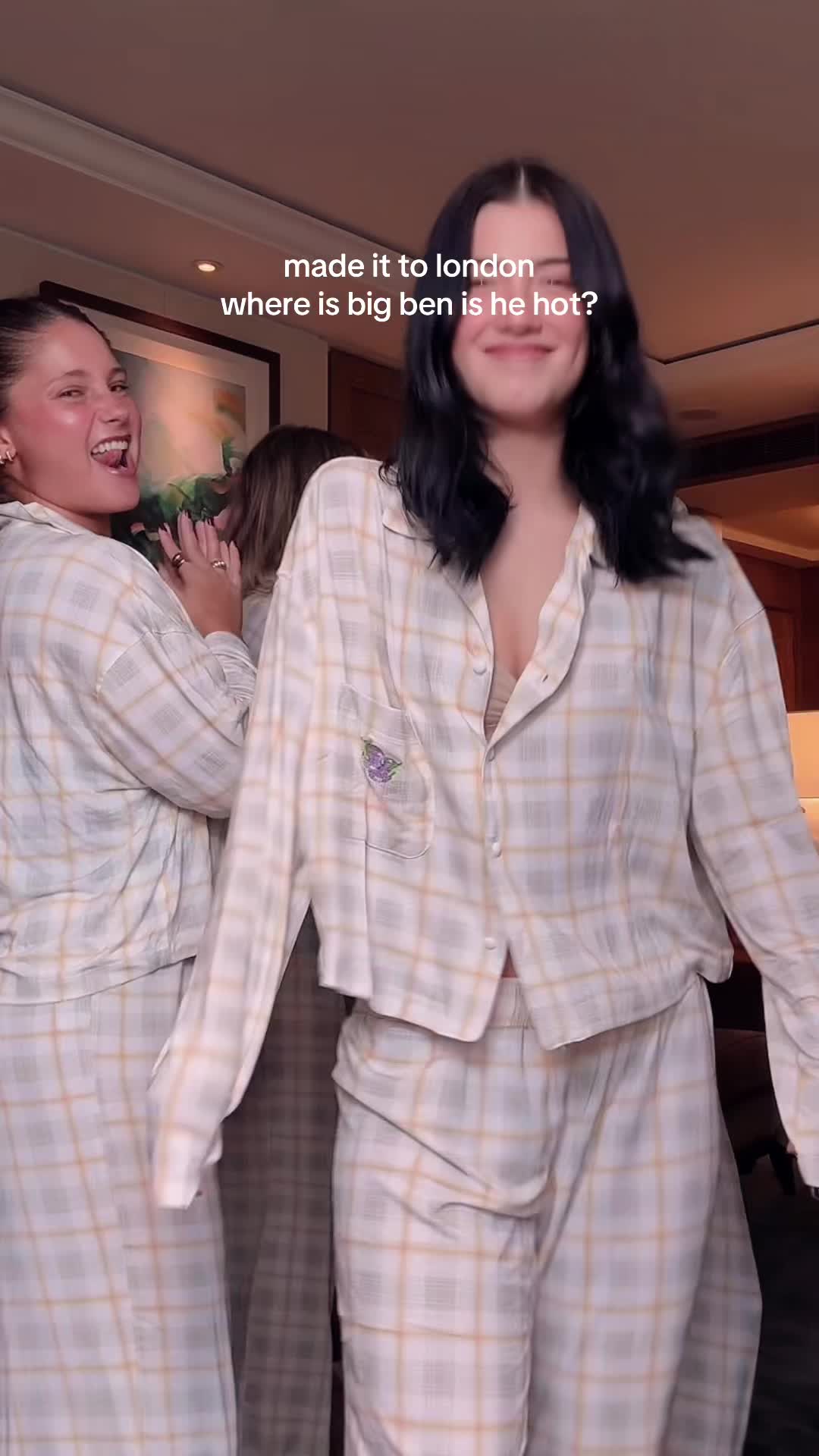 Video 882781 from Charli D'Amelio / Charli Damelio