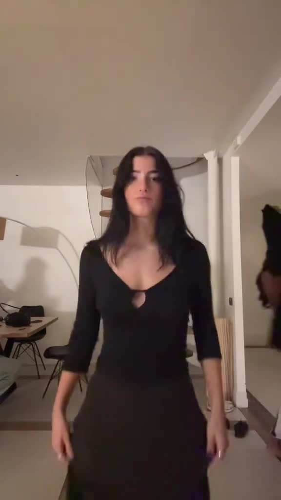 Video 882795 from Charli D'Amelio / Charli Damelio