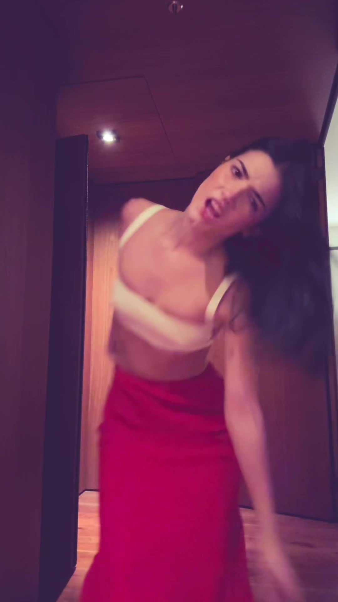 Video 882822 from Charli D'Amelio / Charli Damelio