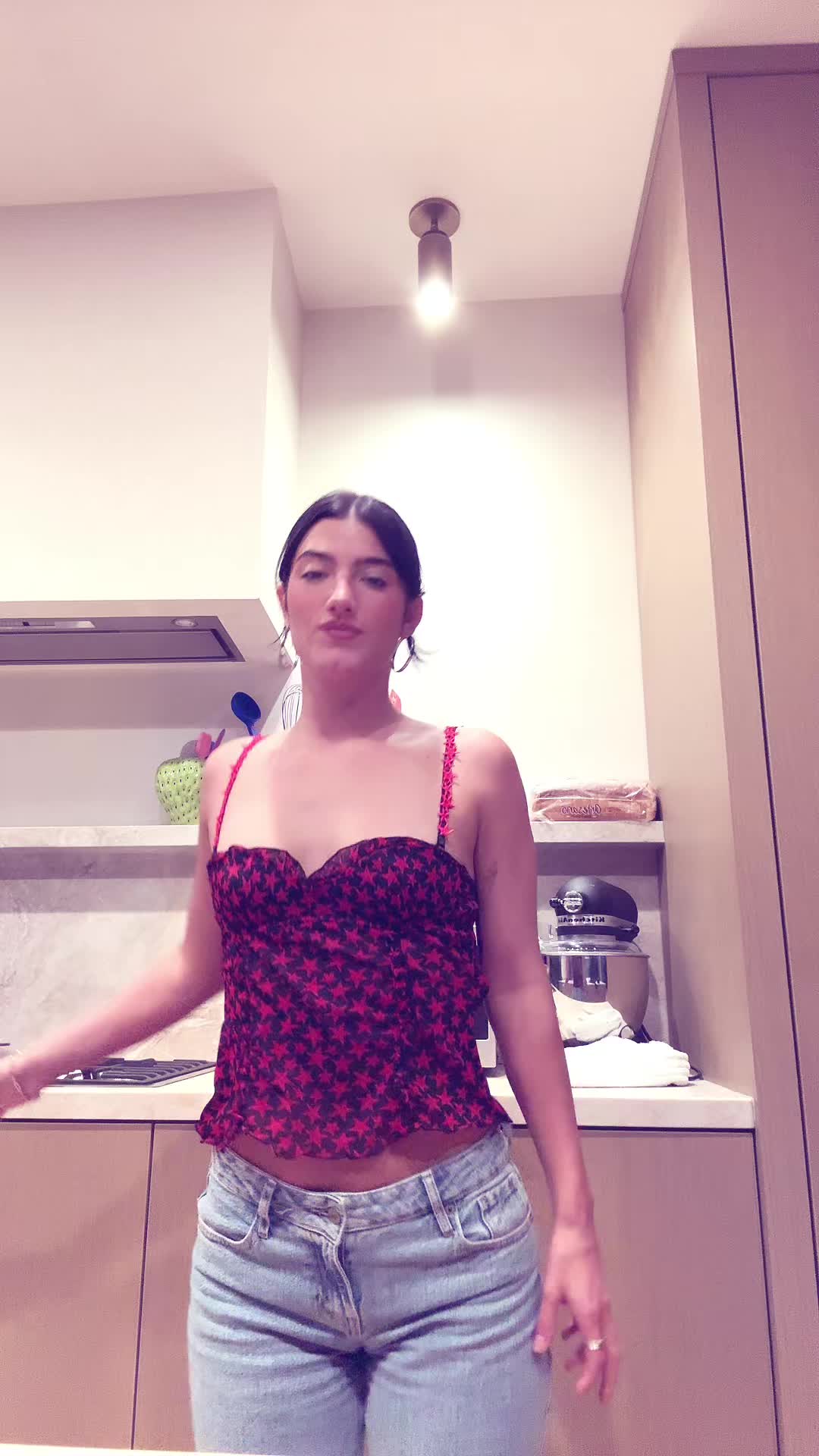 Video 882925 from Charli D'Amelio / Charli Damelio