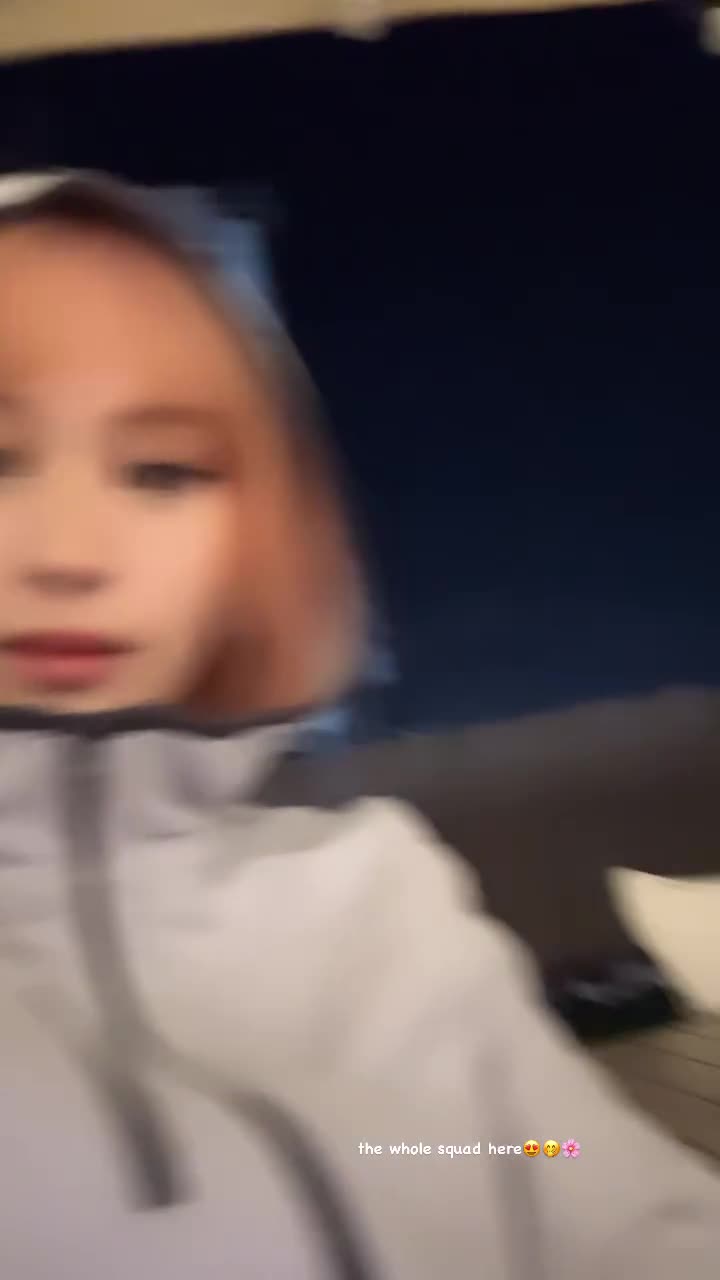 Video 884676 from JadeyAnh | vylerria