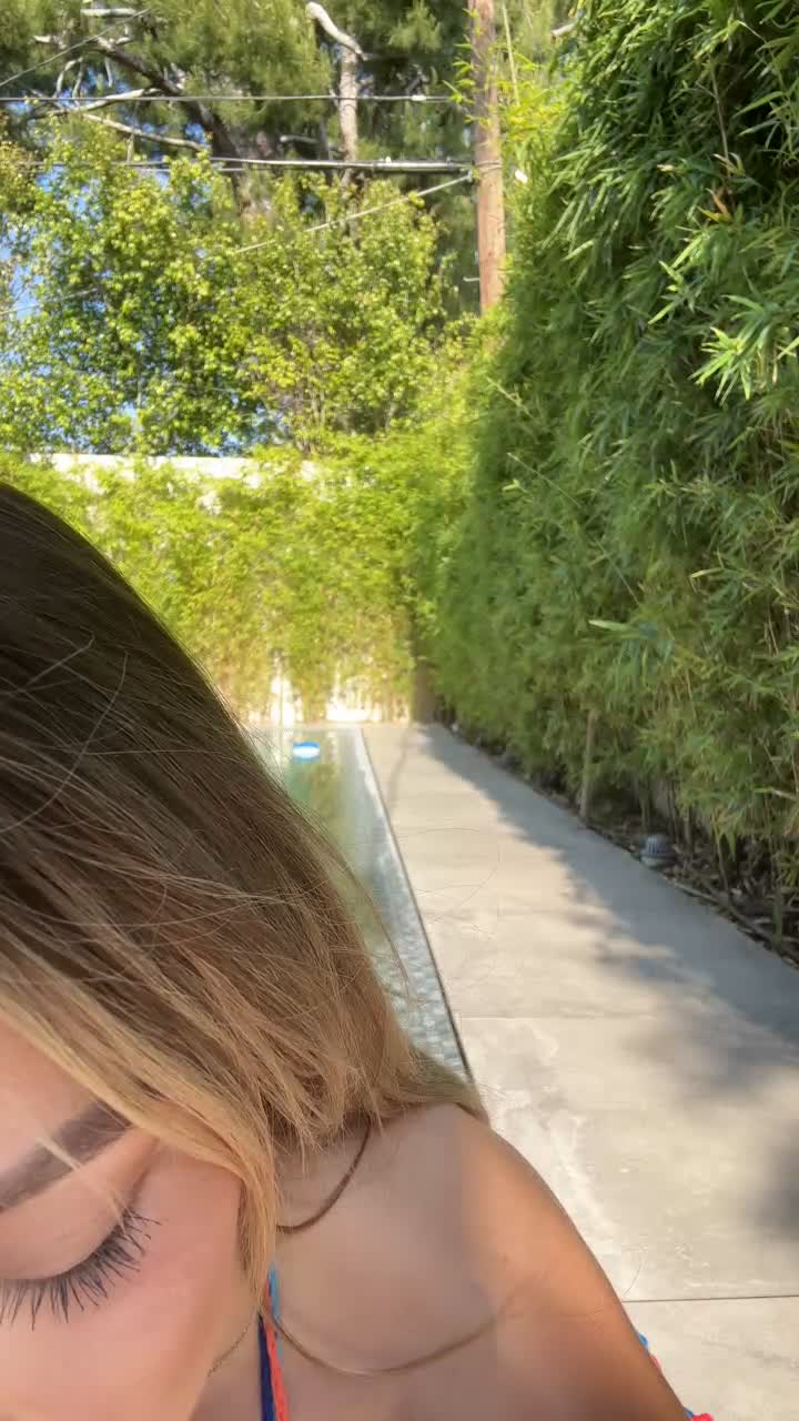 Video 884764 from Stefanie Knight / Gurzanski / stefbabyg
