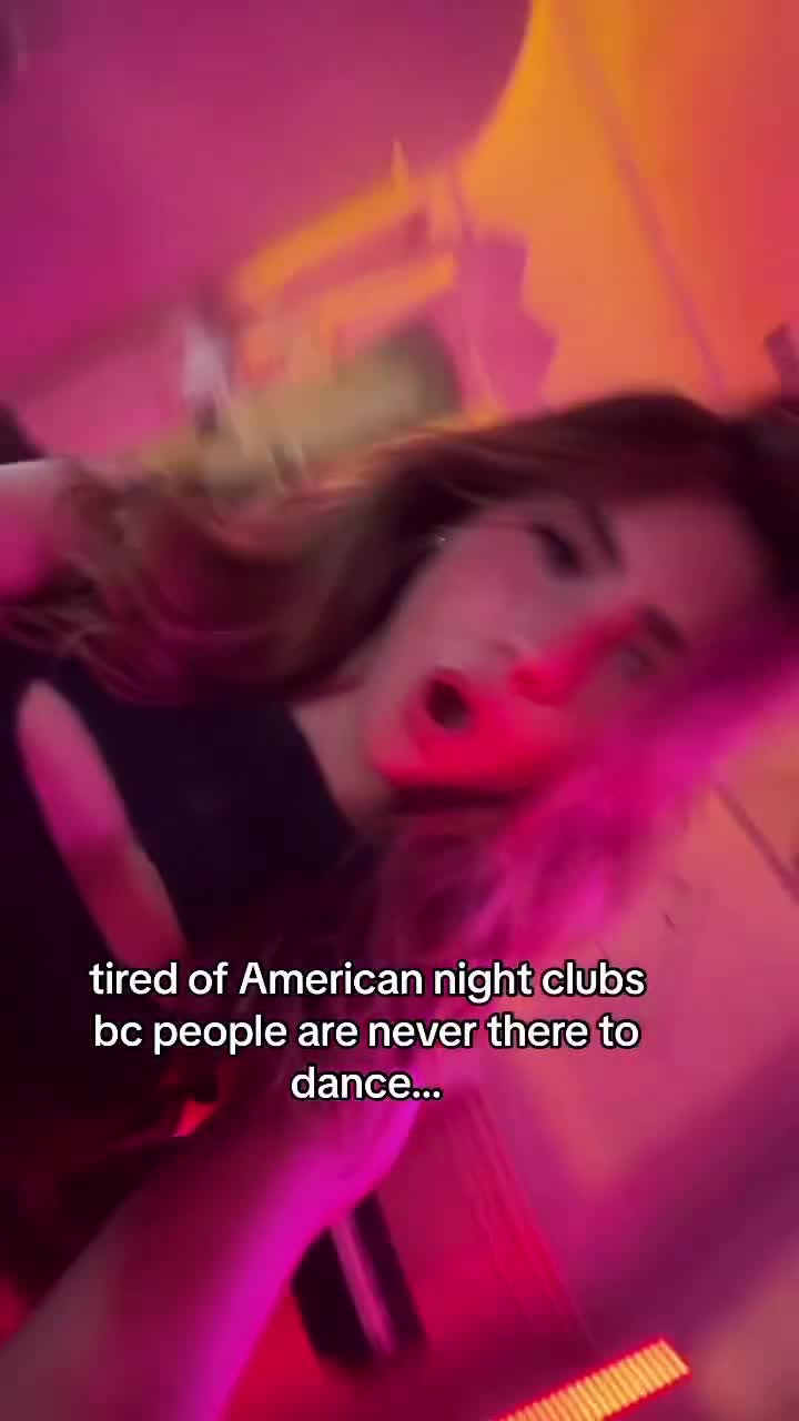 Video 886973 from Andrea Botez (leaks = ban)