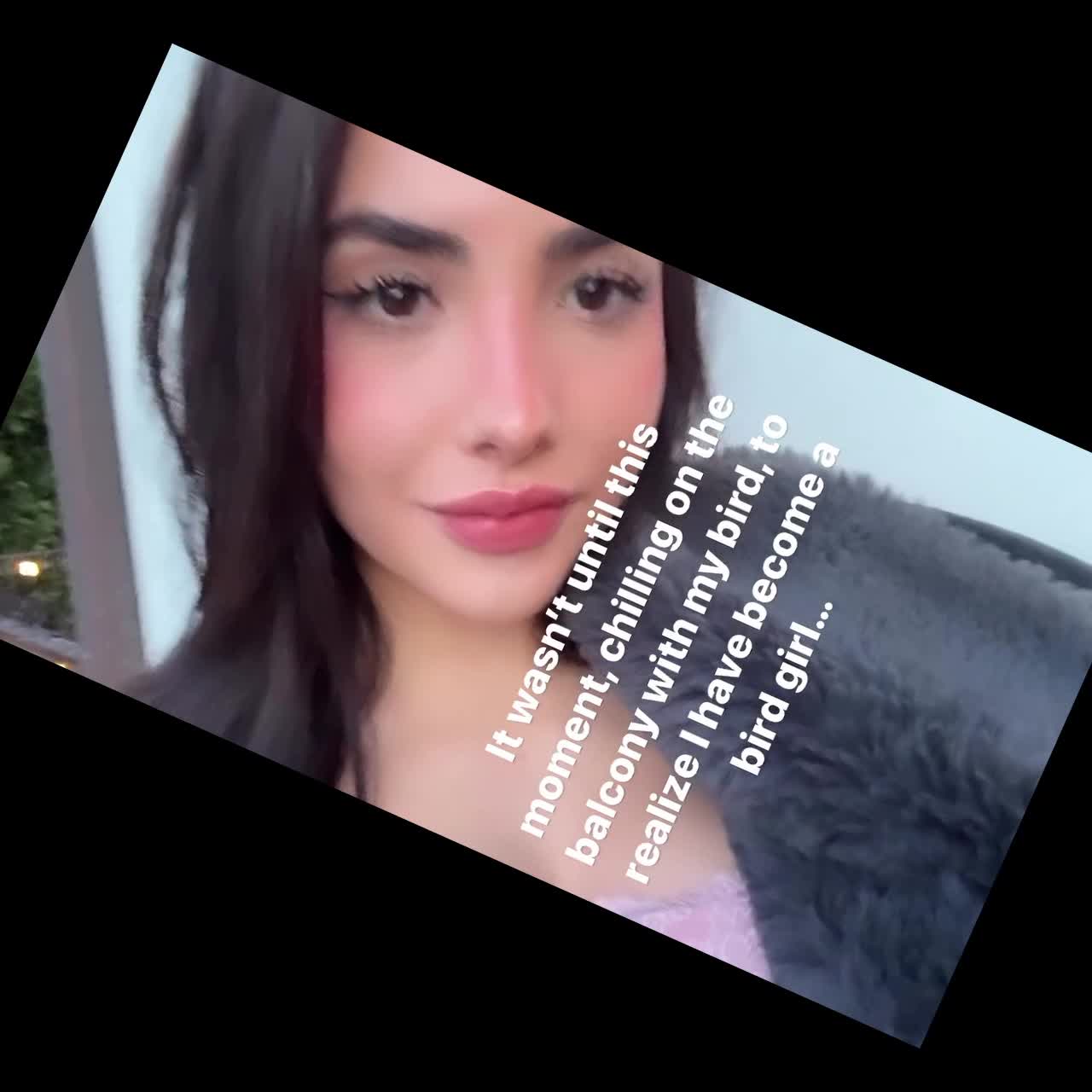 Video 887353 from Andrea Botez (leaks = ban)