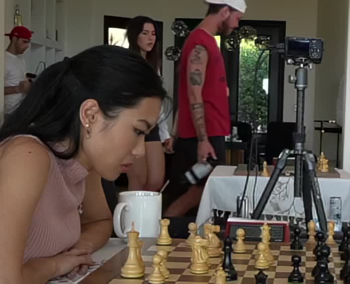 Video 887365 from Andrea Botez (leaks = ban)