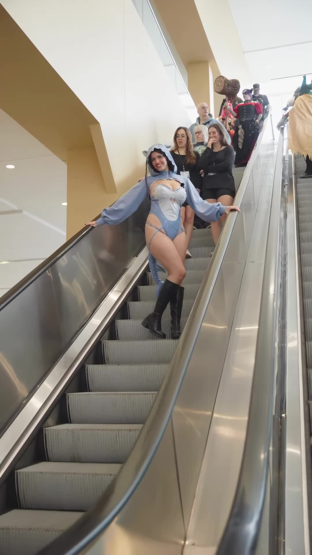 Video 887406 from Strawberrytabby | Tabithalookofsky