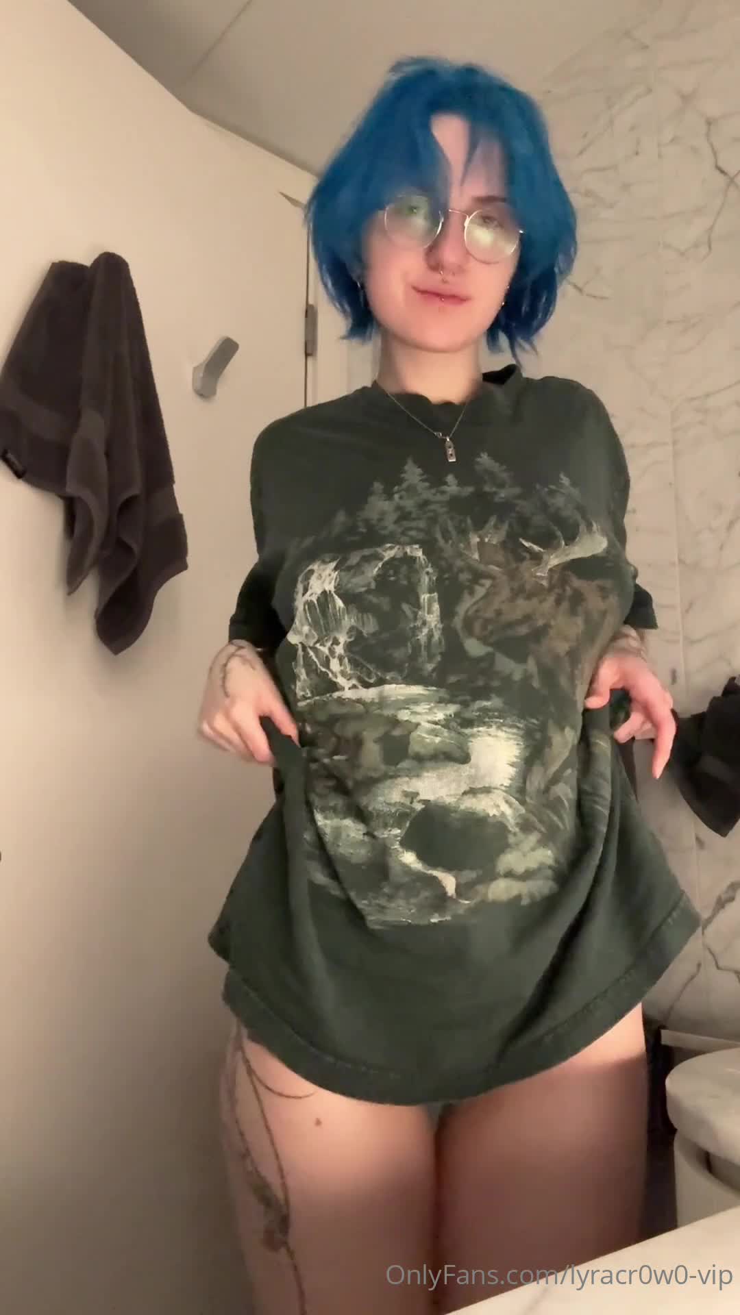 Video 887540 from Lyra Crow | lyracr0w0