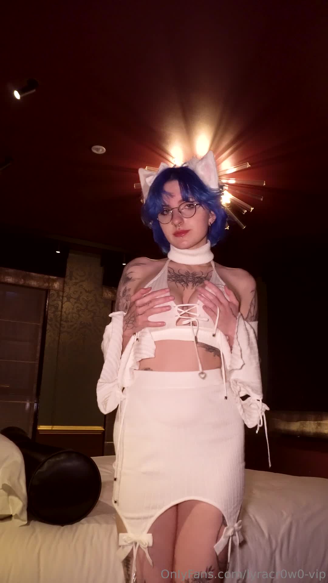 Video 887546 from Lyra Crow | lyracr0w0
