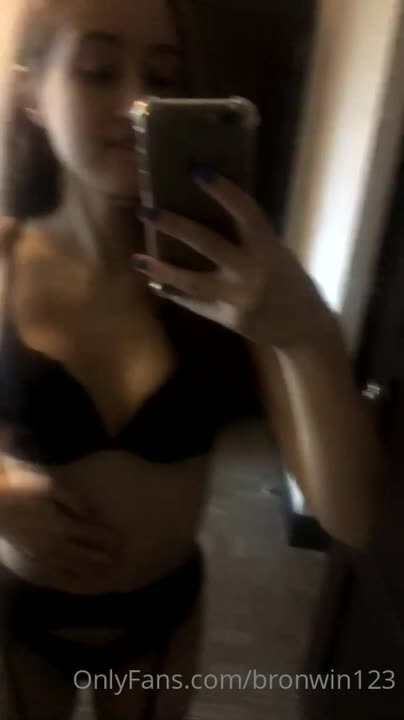 Video 887979 from Bronwin