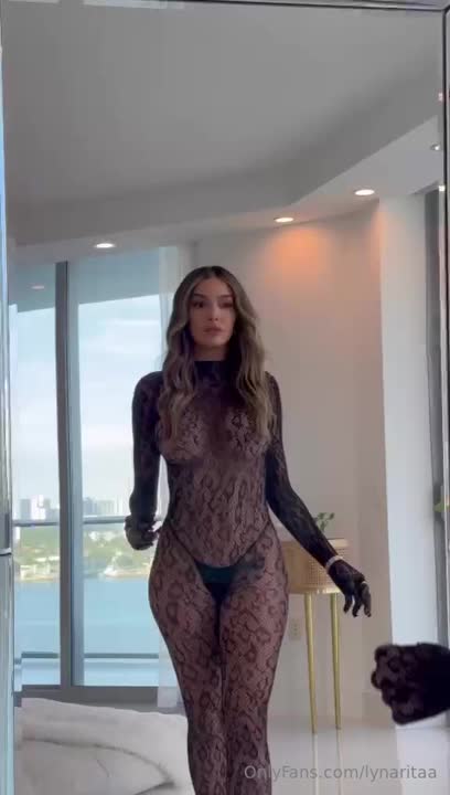Video 888018 from Lyna Perez
