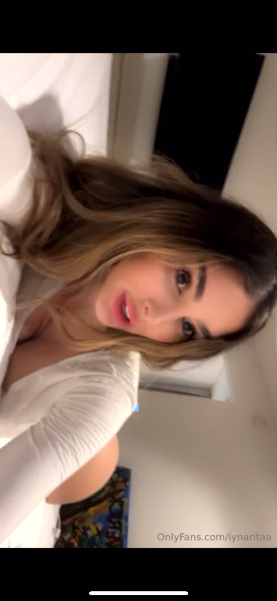 Video 888026 from Lyna Perez