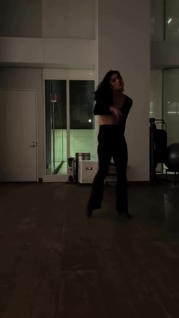 Video 888087 from Charli D'Amelio / Charli Damelio