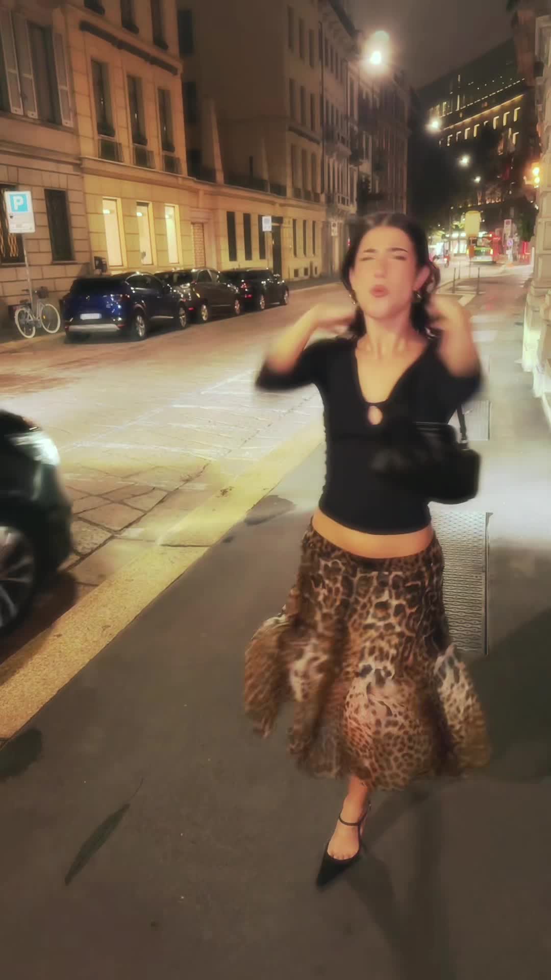Video 888256 from Charli D'Amelio / Charli Damelio