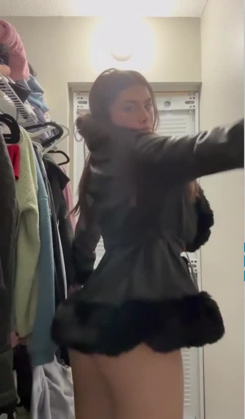 Video 888321 from Colleen Sheehan