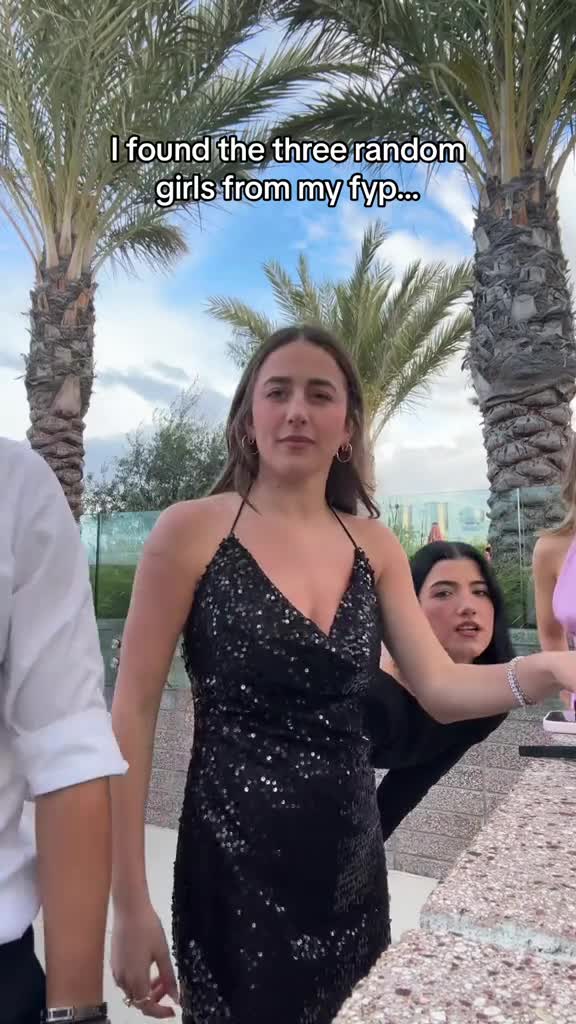 Video 888923 from Charli D'Amelio / Charli Damelio