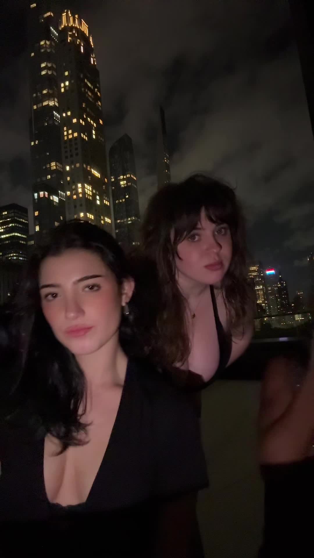 Video 888968 from Charli D'Amelio / Charli Damelio