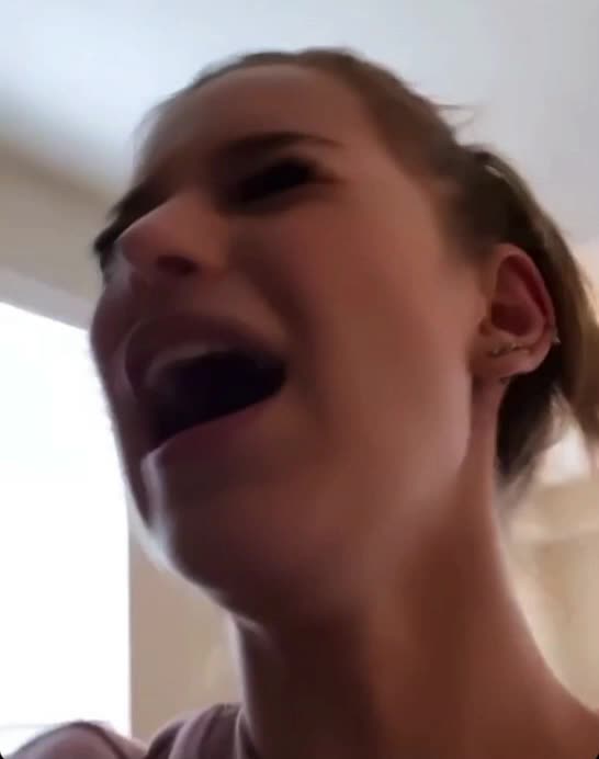 Video 889366 from Brooke Monk