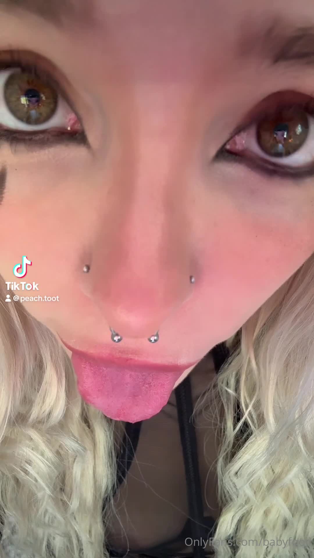 Video 889403 from babyfooji / peachtot