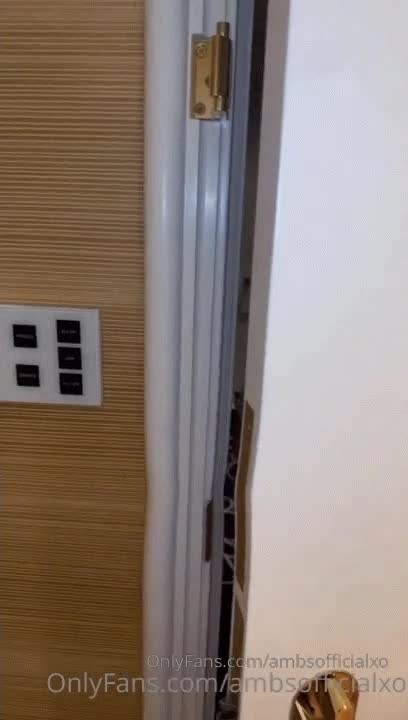 Video 889572 from ambs_official_ / Amber Ajami / syrian_queen