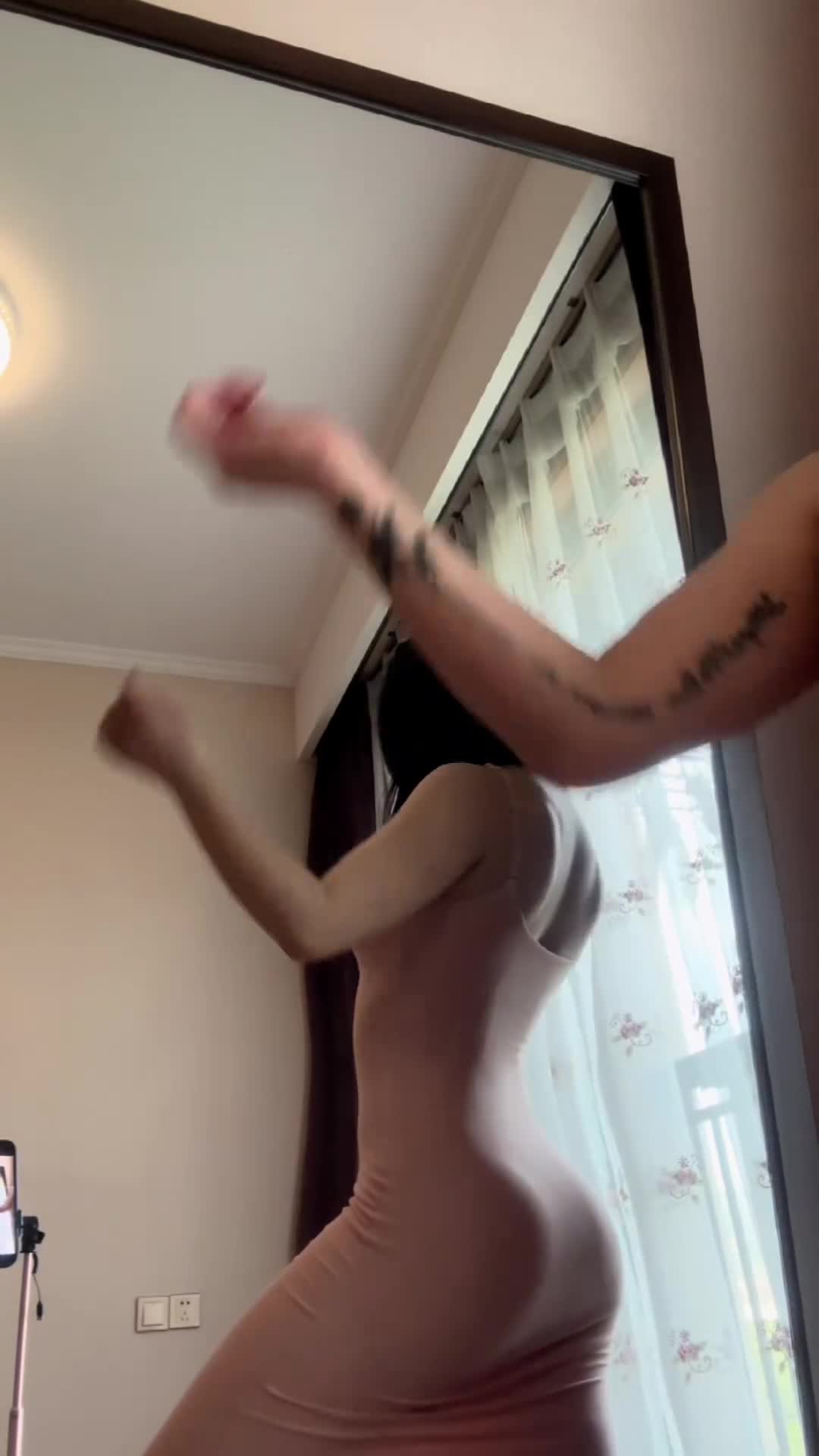 Video 889741 from 俏妞qiaoniuTT , 俏妞qiaoniu , qiaoniuTT , qiaoniu
