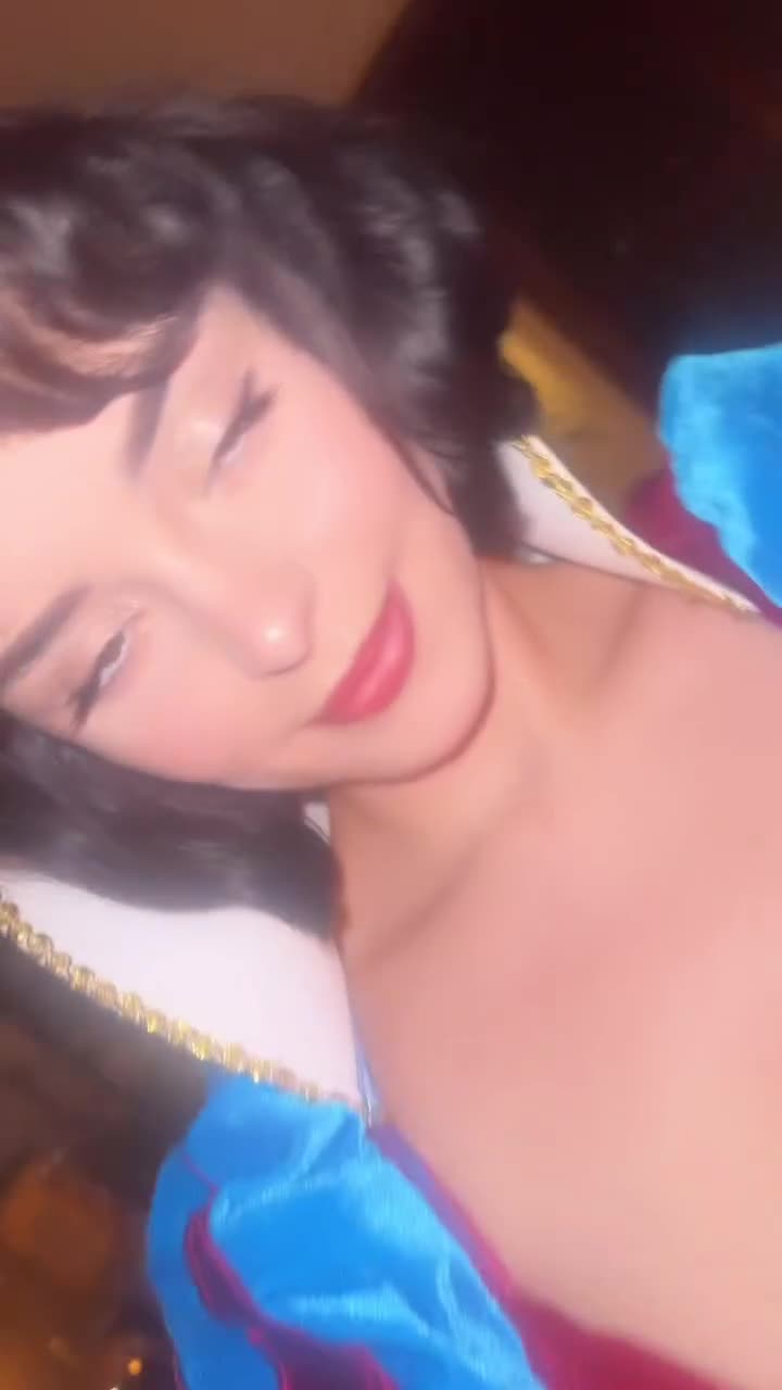 Video 889849 from Demi Rose Mawby