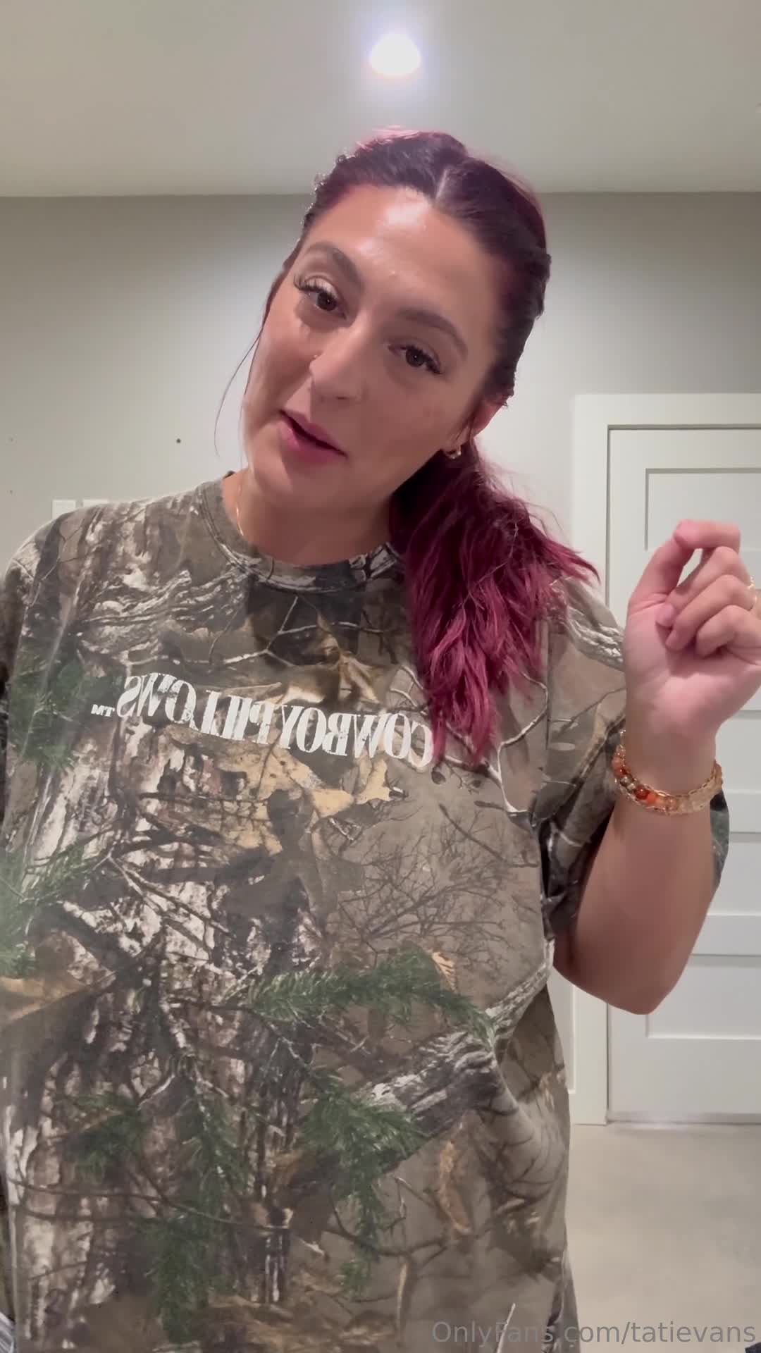 Video 889913 from xoxo_t | tatievans | Funwithtati | Tati_tactical