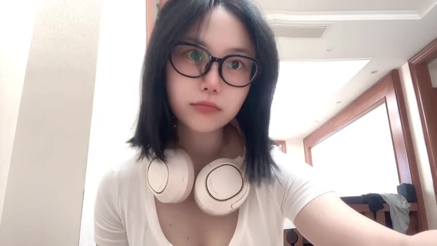 Video 889943 from 俏妞qiaoniuTT , 俏妞qiaoniu , qiaoniuTT , qiaoniu