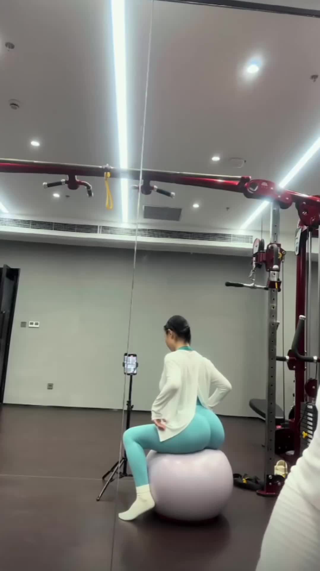 Video 889946 from 俏妞qiaoniuTT , 俏妞qiaoniu , qiaoniuTT , qiaoniu