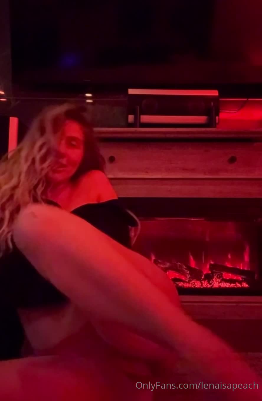Video 890207 from Lena Paul / lenaisapeach