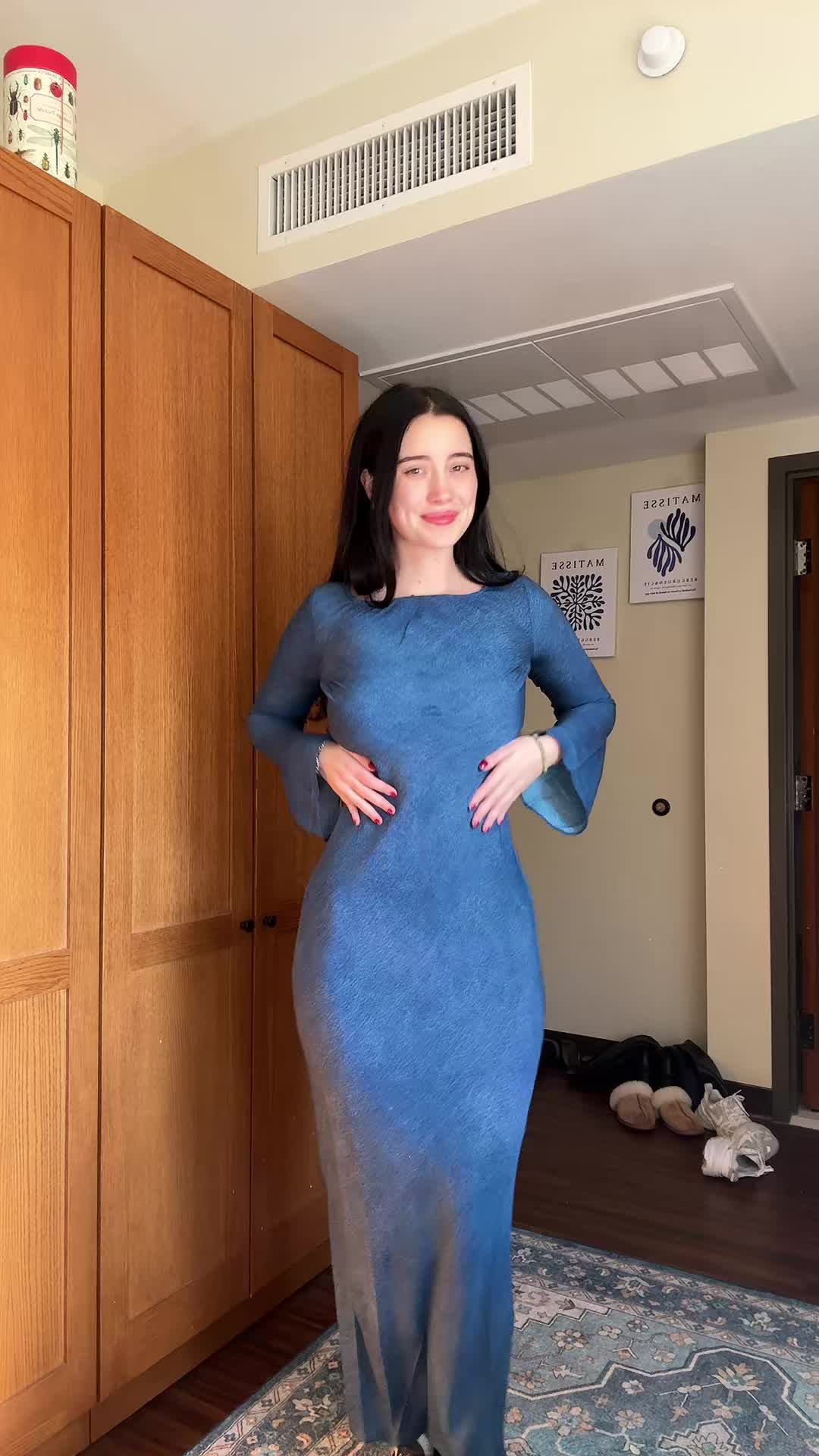 Video 890259 from Hotblockchain / Emily Cocea / cryptobaddie1