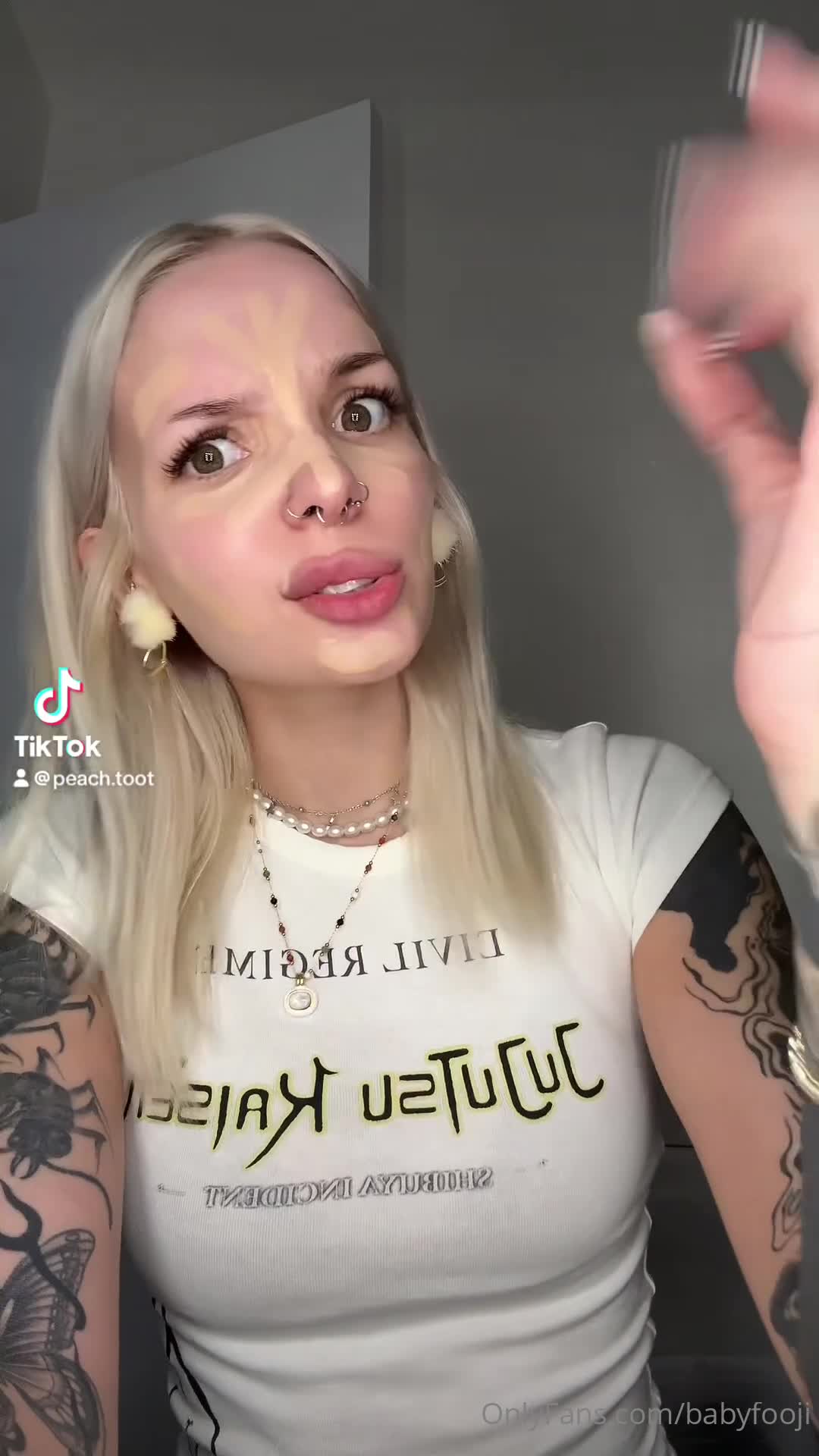 Video 890362 from babyfooji / peachtot