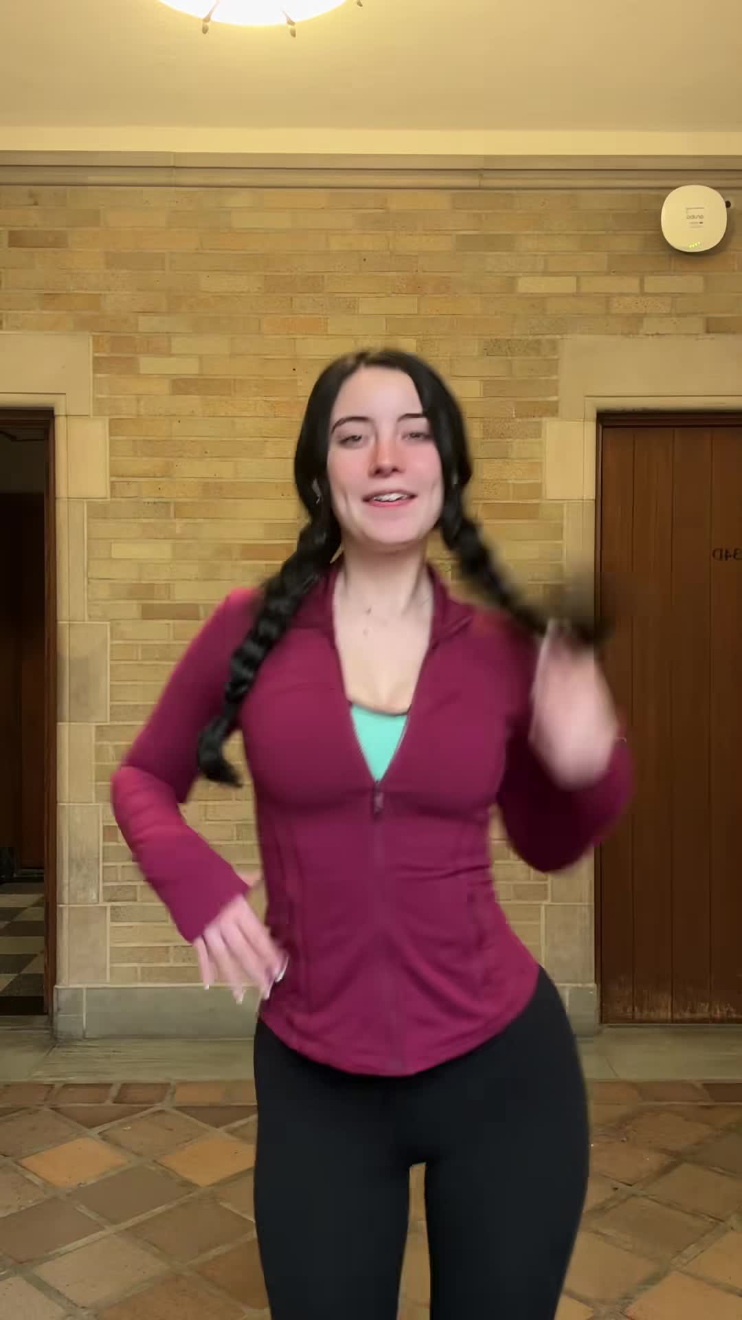 Video 890762 from Hotblockchain / Emily Cocea / cryptobaddie1