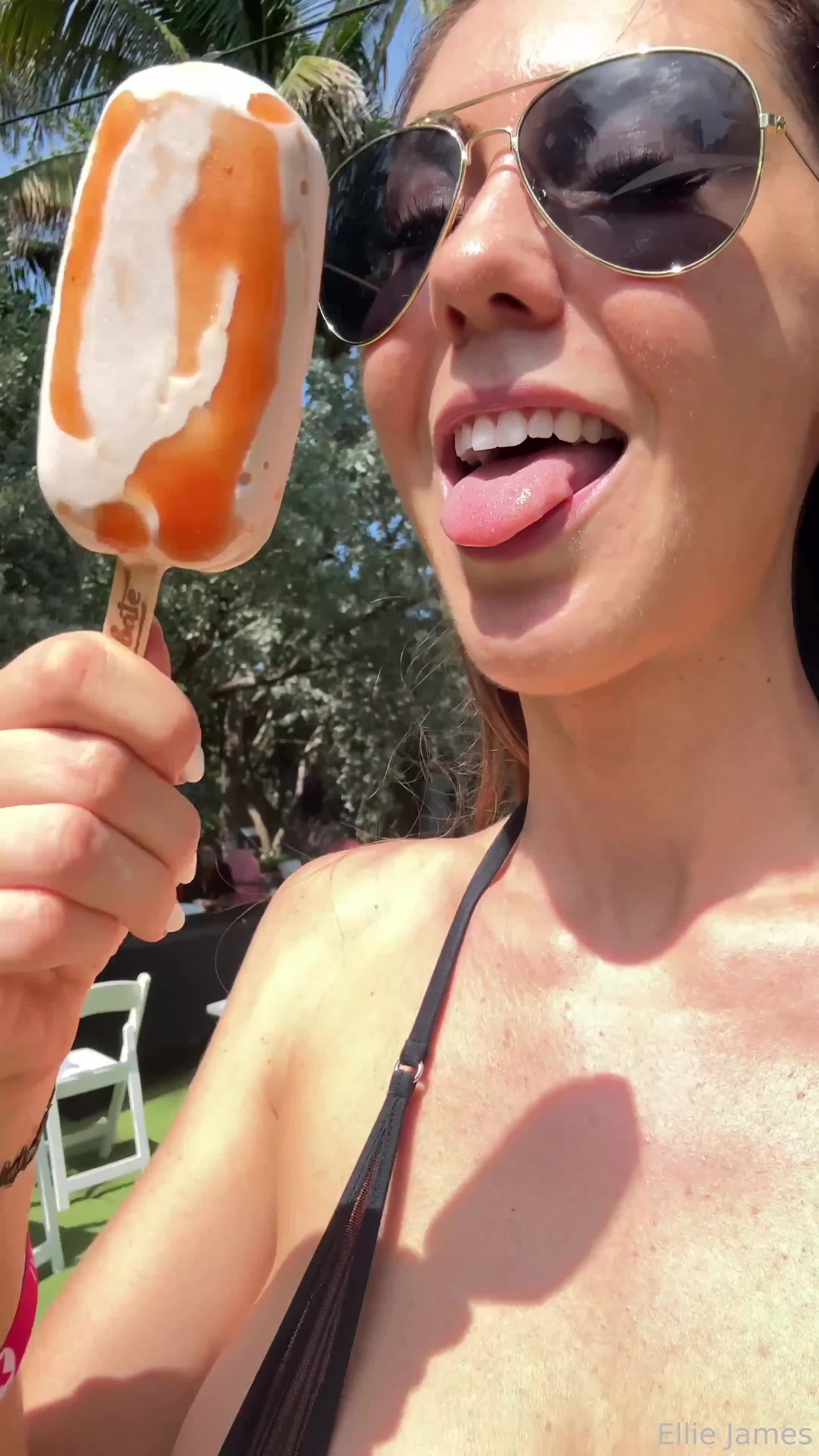 Video 891695 from Lady In The Streets / elliejames
