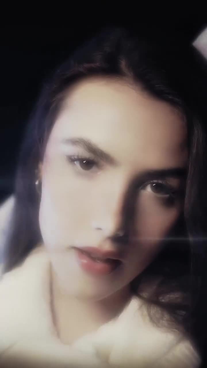 Video 891878 from Andrea Botez (leaks = ban)