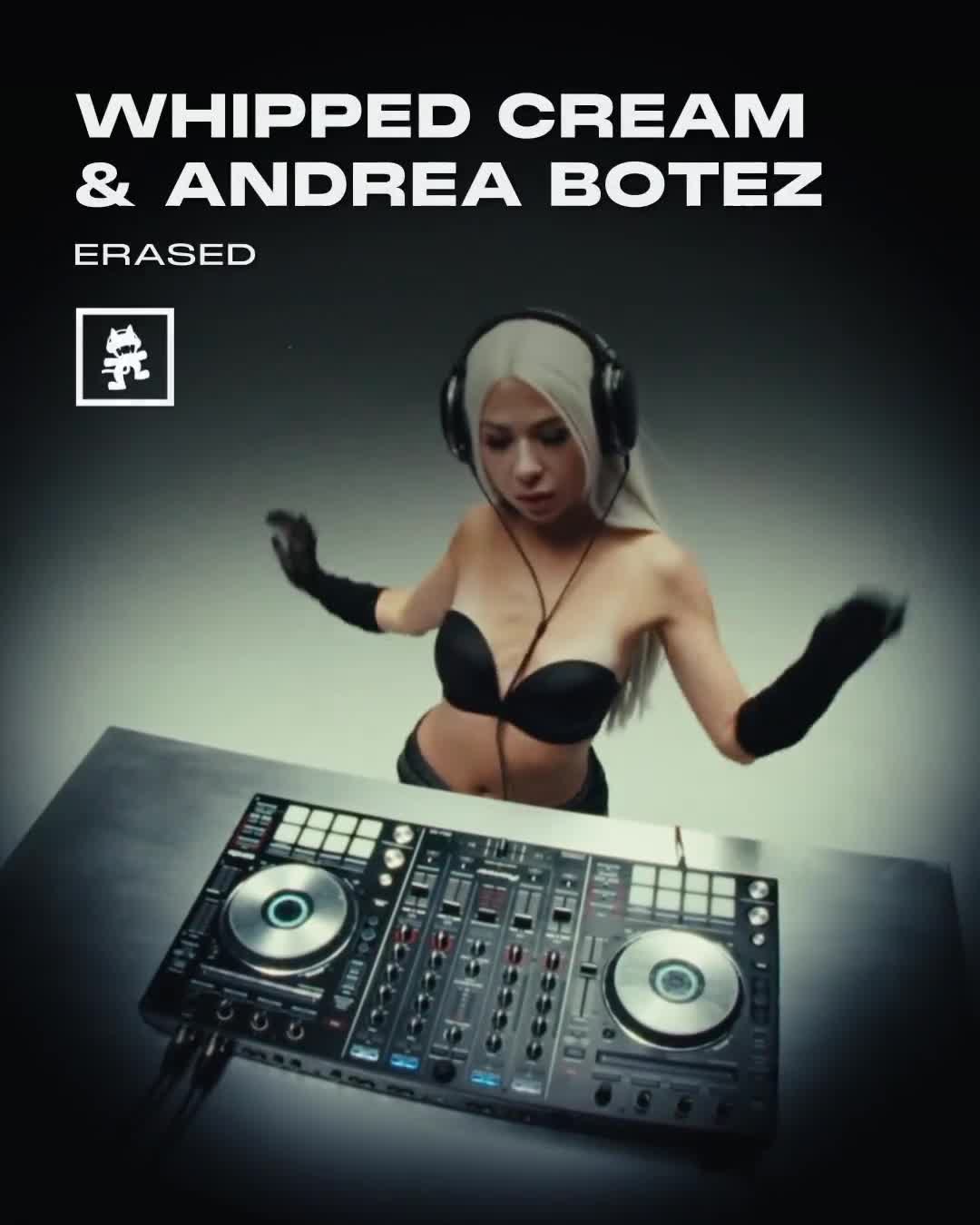 Video 891879 from Andrea Botez (leaks = ban)