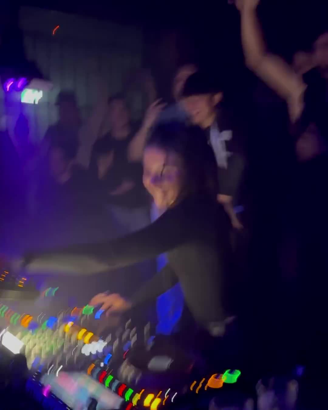 Video 892066 from Andrea Botez (leaks = ban)