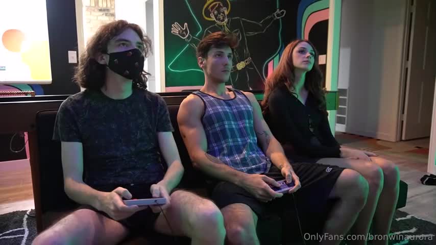 Video 892231 from Bronwin