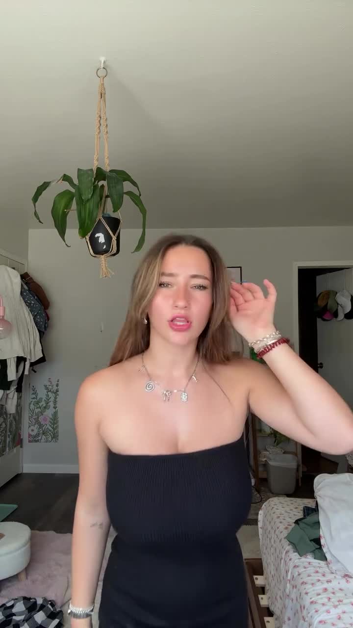 Video 892856 from Nnevelpappermann | Devon Shae