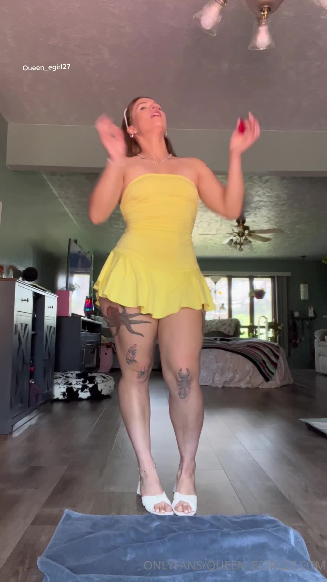 Video 895309 from Queen_D / queen_egirl27