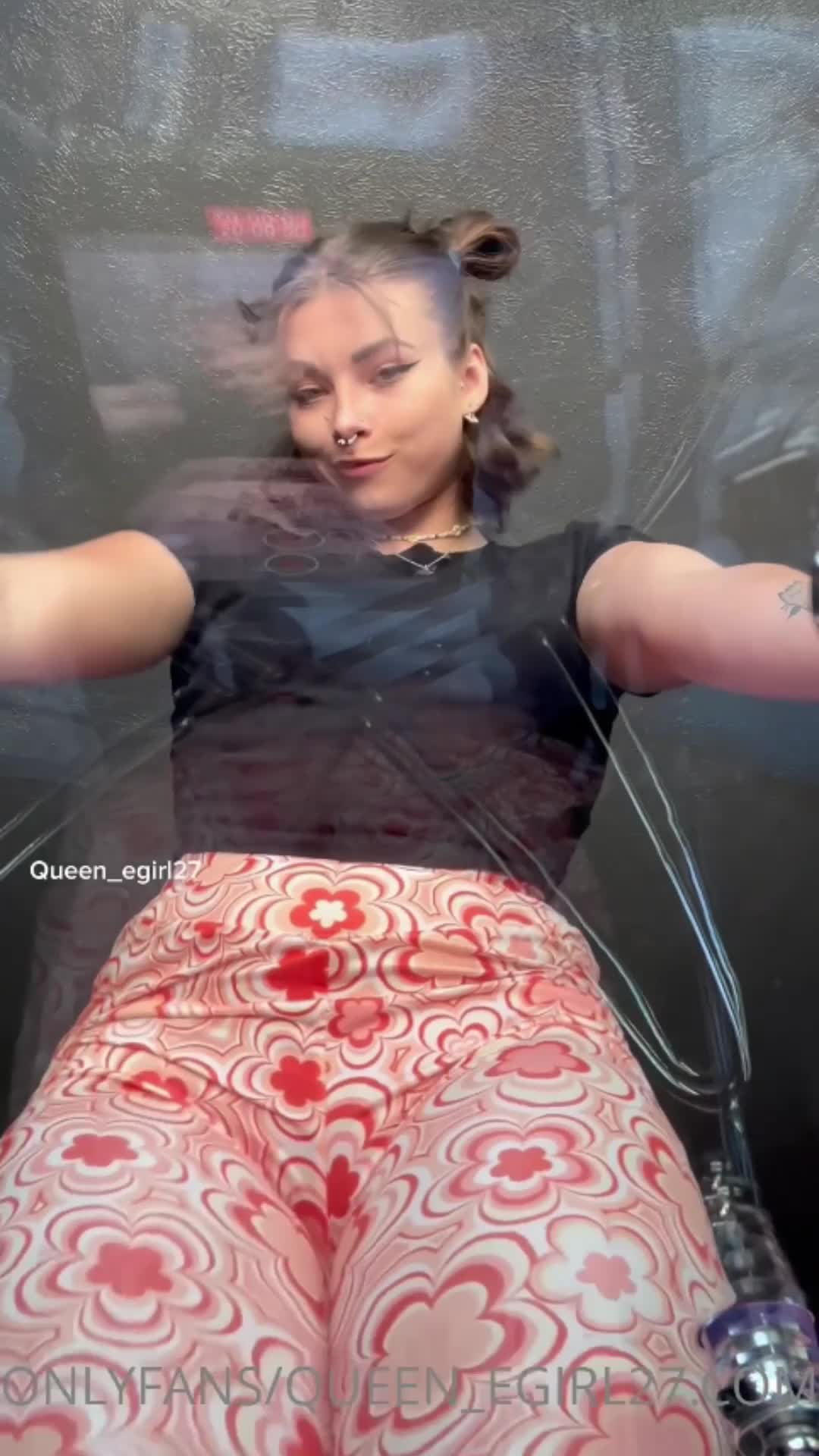 Video 895640 from Queen_D / queen_egirl27