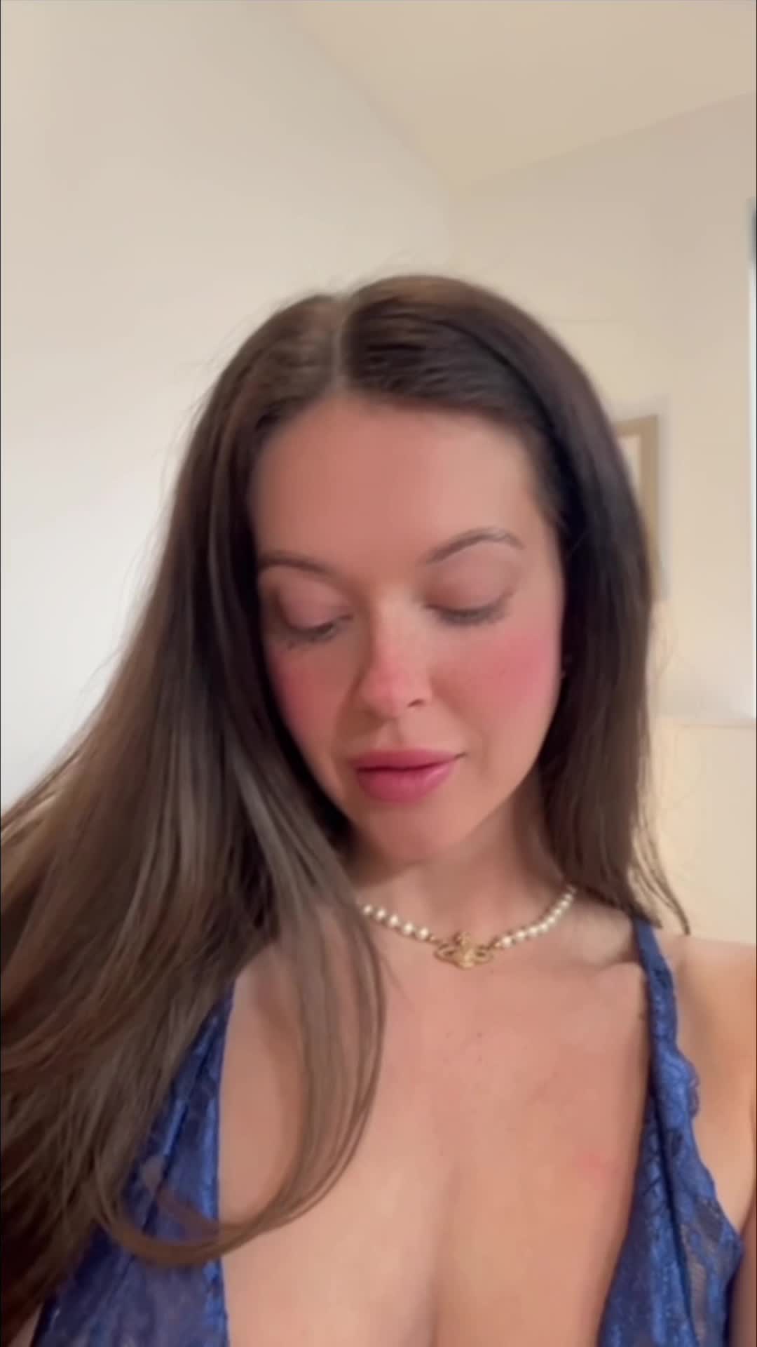 Video 895927 from roseharrt | YourDistractionRose | RoseHart