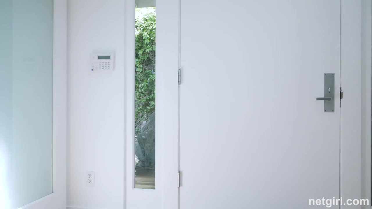 Video 896596 from NVG / NG / CCHD (Net Video Girls / Net Girl / Casting Couch HD)
