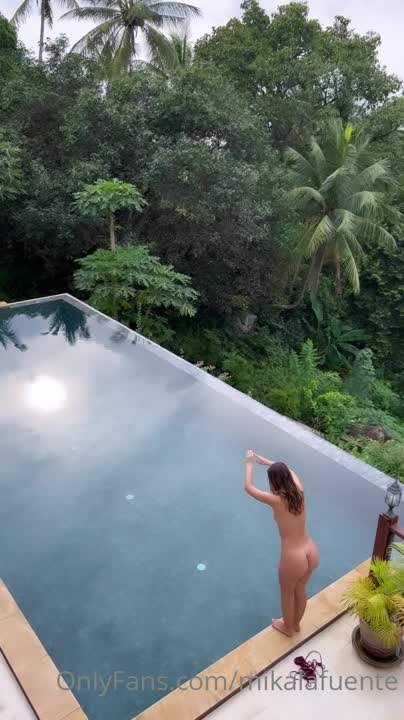 Video 897823 from Mikaela Lafuente / Mika Lafuente