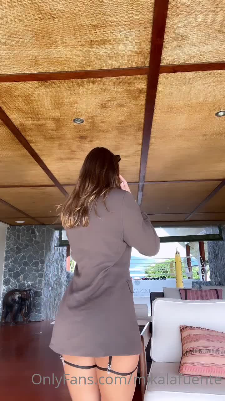 Video 898373 from Mikaela Lafuente / Mika Lafuente