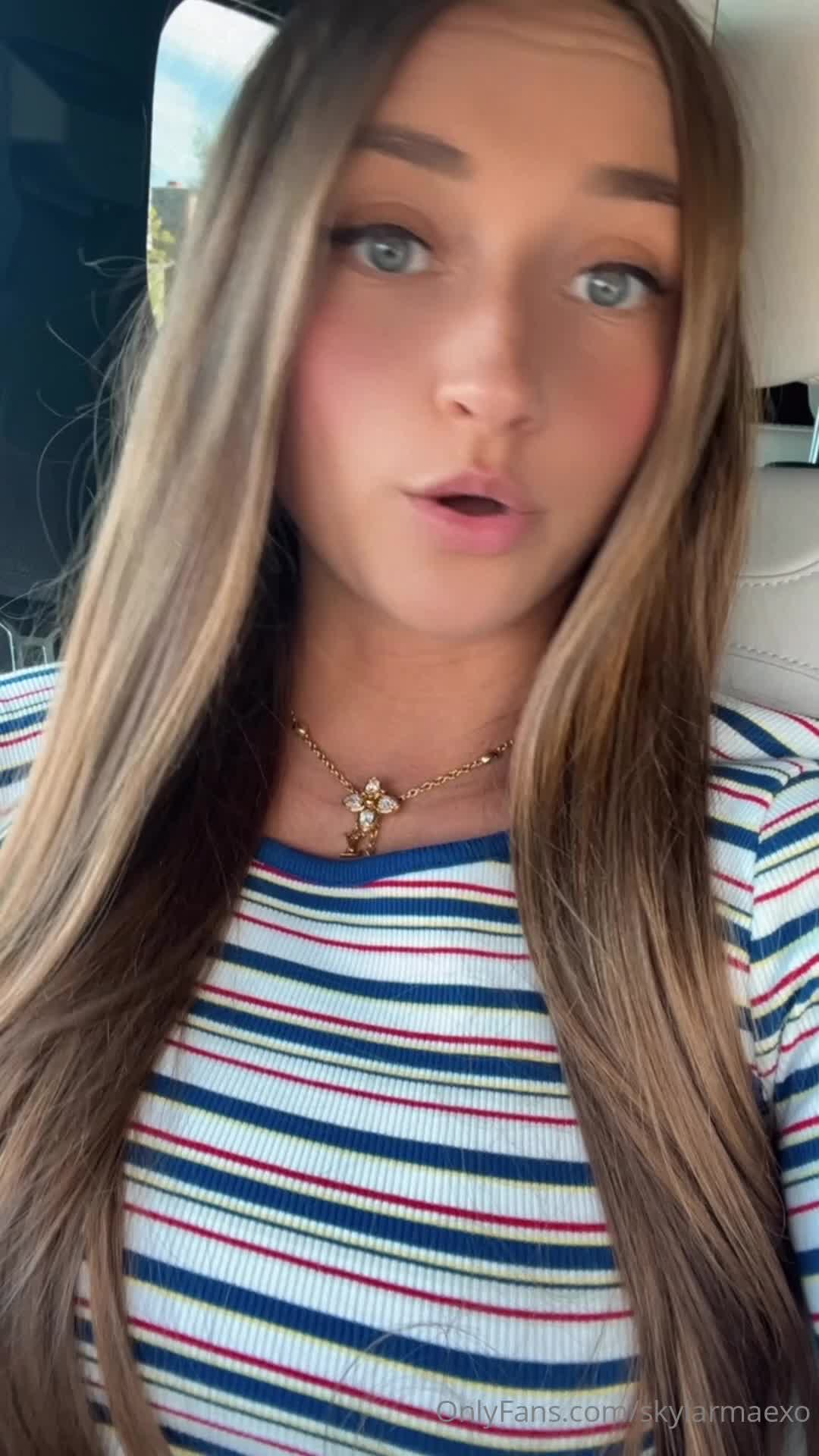 Video 901772 from Skylar Mae / skylarmaexo