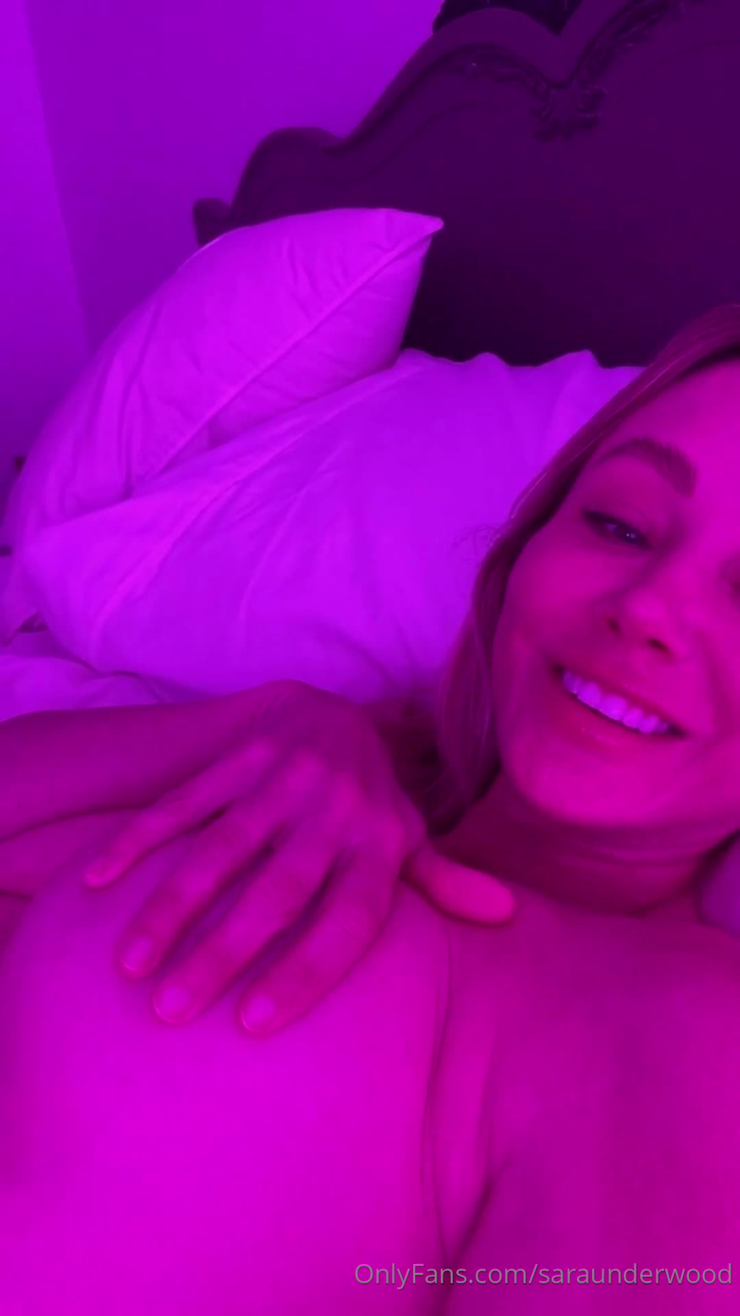 Video 902783 from Sara Jean Underwood / Saraunderwood